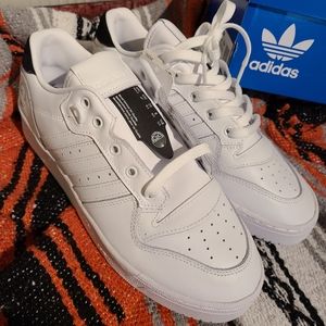 Adidas Men's Rivalry Low Basketball Sneaker